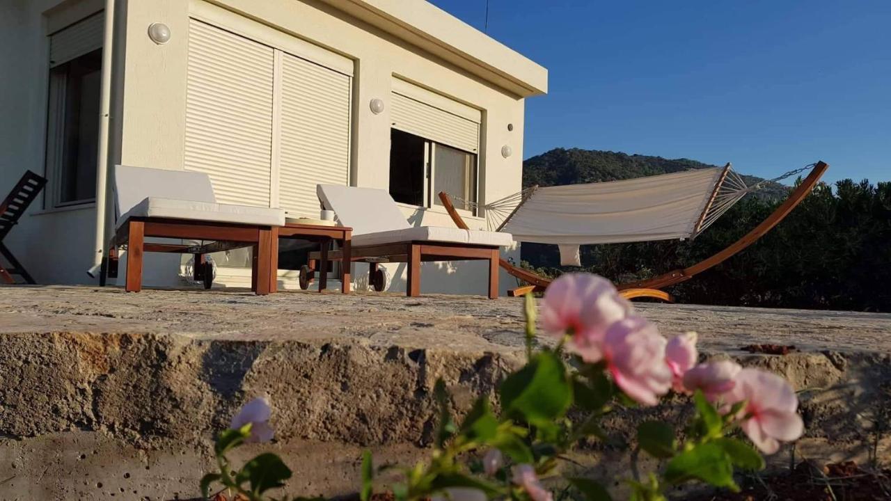 Marina Deluxe Apartments Ísztro Kültér fotó