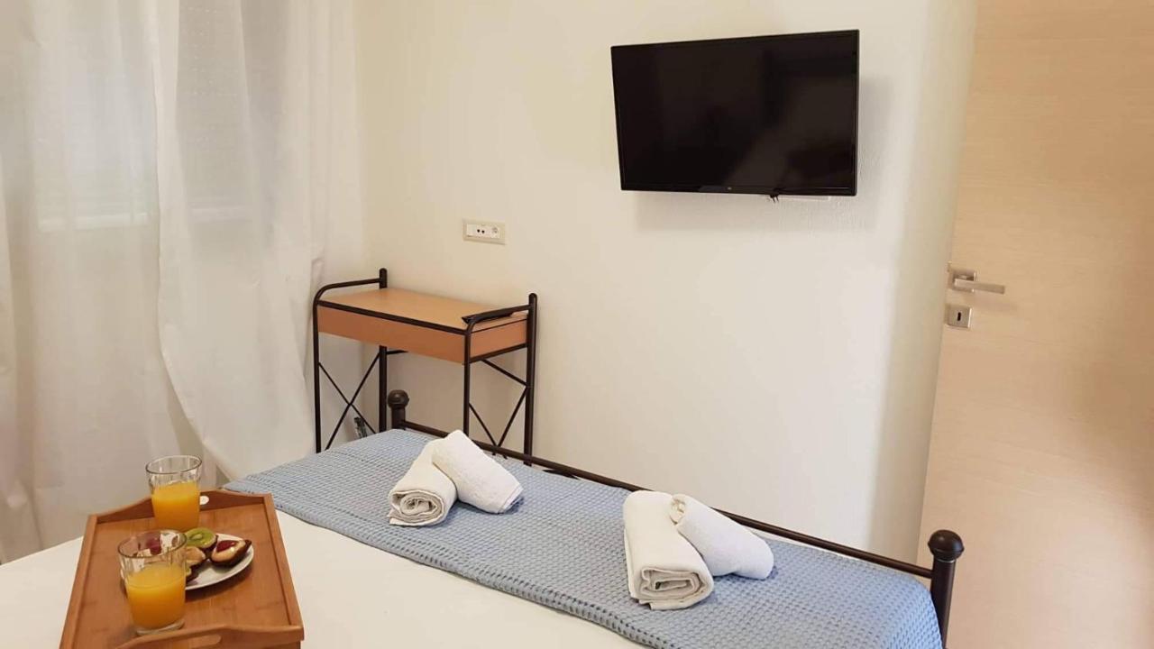 Marina Deluxe Apartments Ísztro Kültér fotó